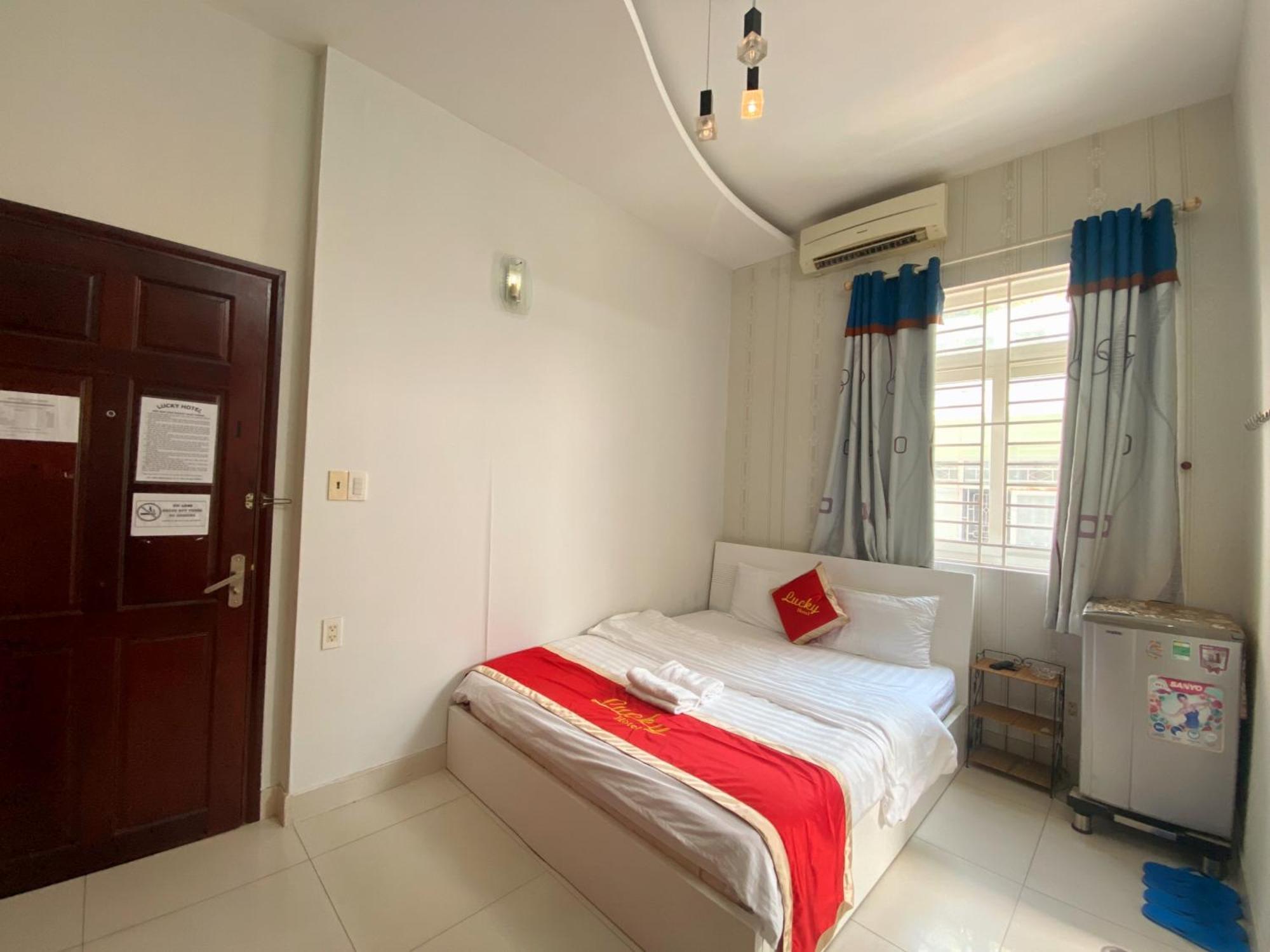 הו צ'י מין סיטי Lucky Hotel מראה חיצוני תמונה
